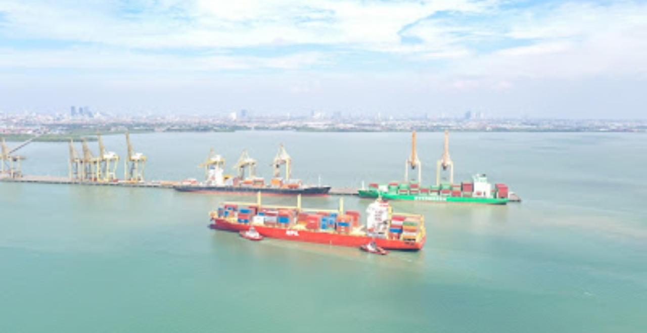 Arus Peti Kemas Melalui TPS Pada Semester I/2025 Meningkat