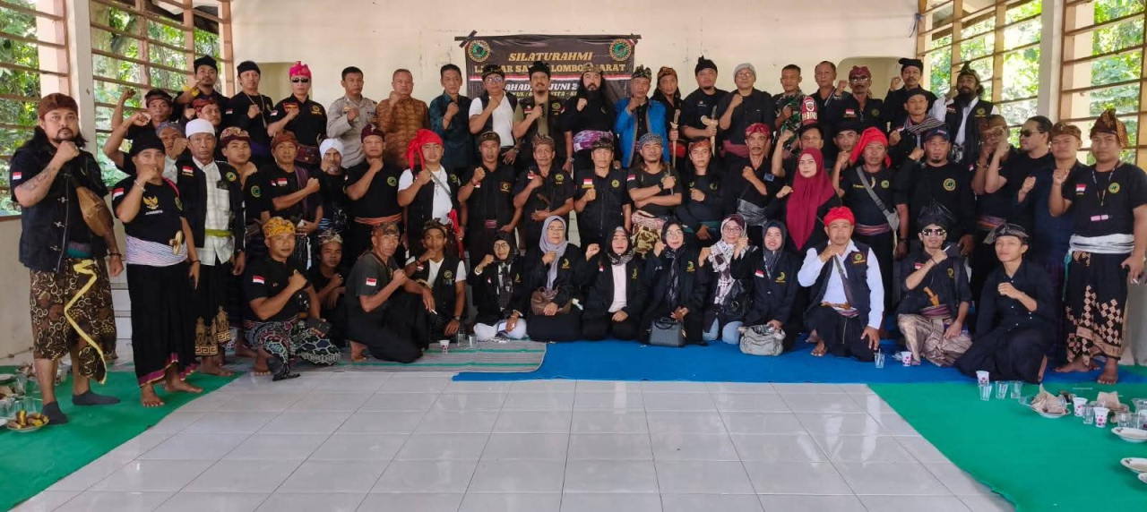 Agam Rinjani dan Sikap Laskar Sasak