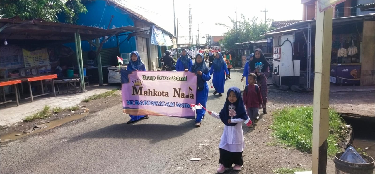 Padepokan Utek Leso Peringati 1 Muharram dan Haul Kyai Sahlan Tholib dengan Pawai Ta'aruf