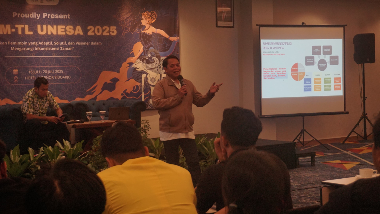 BEM Unesa Ciptakan Inkubator Intelektual Mahasiswa melalui LKMM-TL