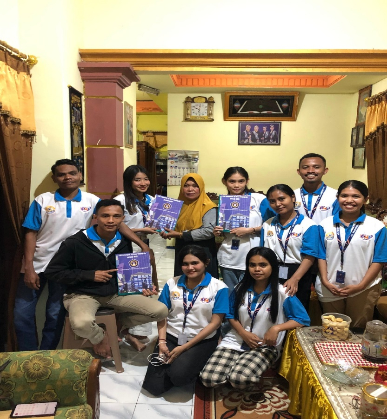 Mahasiswa Unitri Latih Pengelolaan Keuangan Pelaku UMKM