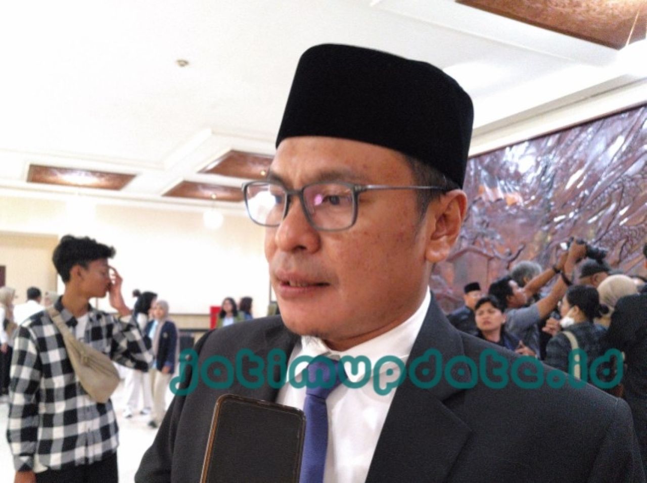 Arif Fathoni Doakan Konflik Armuji - Achmad Hidayat Segera Mereda