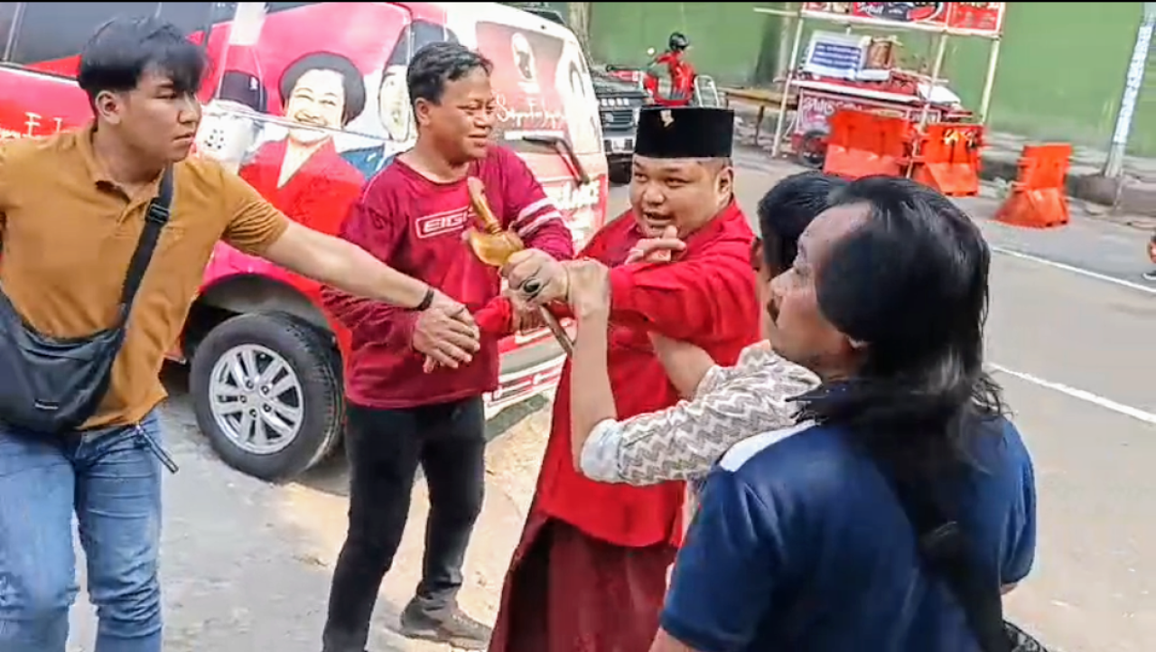 Insiden Achmad Hidayat, Bimo: Krisis Lemahnya Penyelesaian Konflik di Internal PDIP Surabaya 