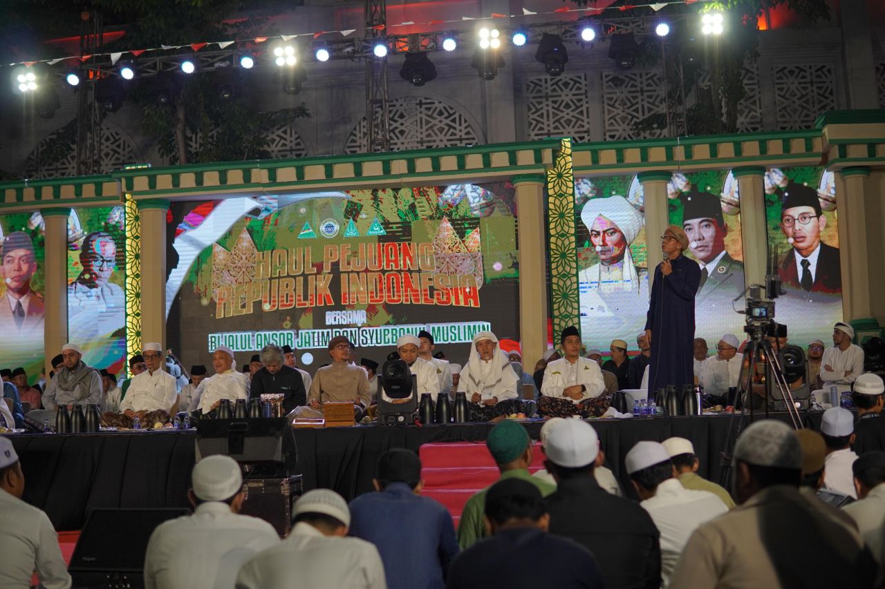 PW GP Ansor Jatim Gelar Haul Pejuang, Ribuan Jamaah Padati Halaman Ponpes Dalwa