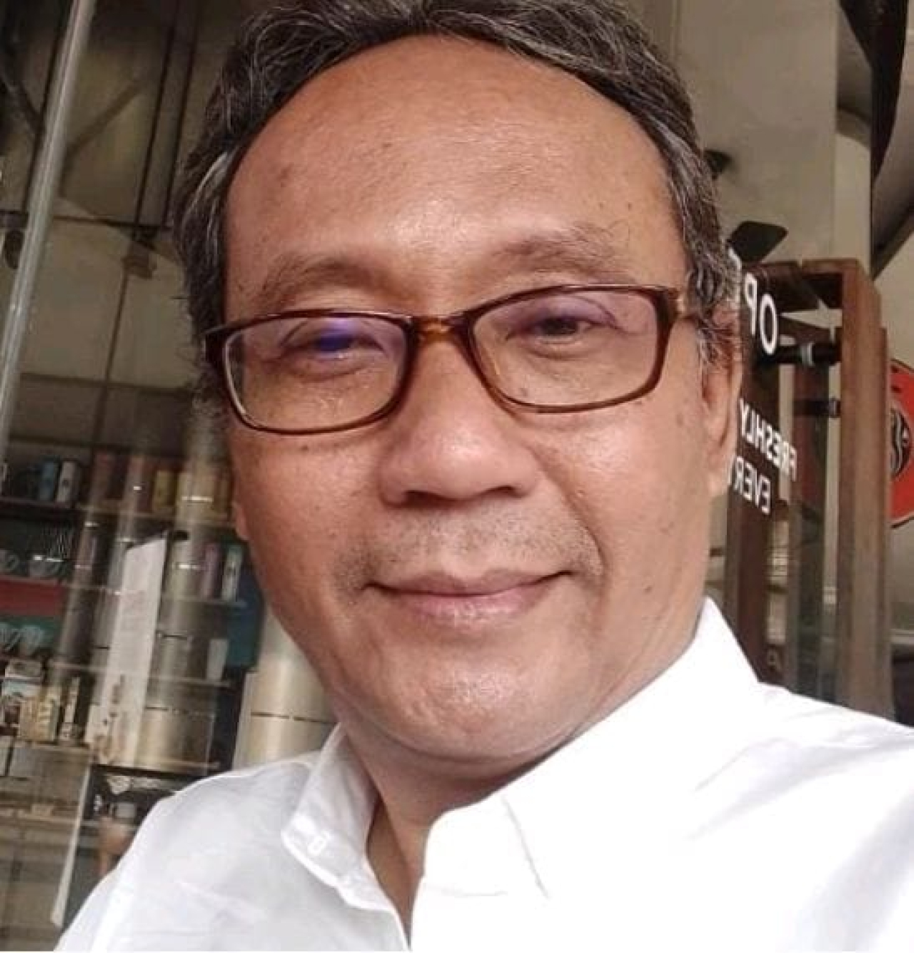 Kado 80 Tahun, One Piece dan Ronggowarsito