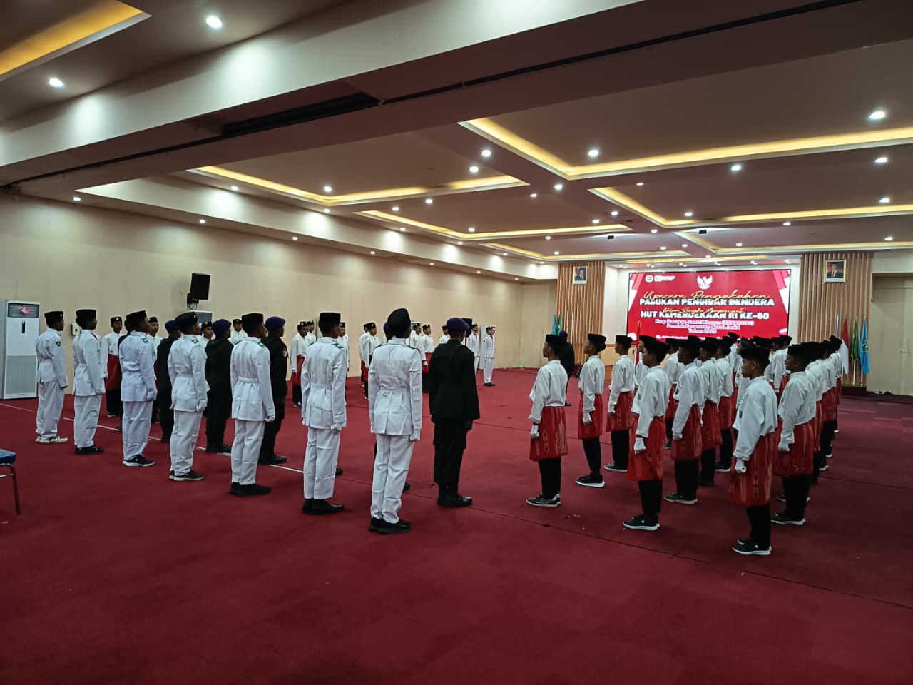 144 Santri Nurul Jadid Resmi Dikukuhkan sebagai Anggota Paskibra 2025