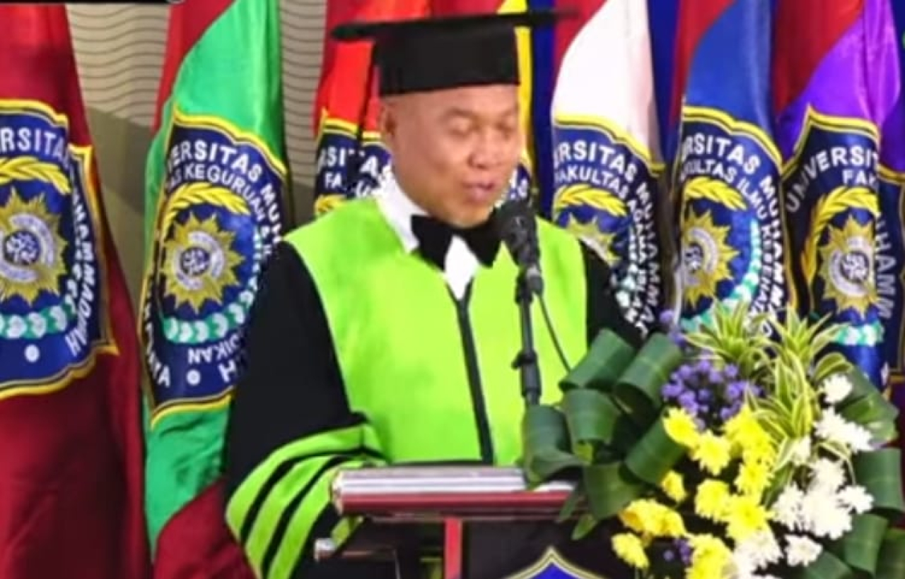 Sukadiono Resmi Jadi Guru Besar Fisiologi Olahraga