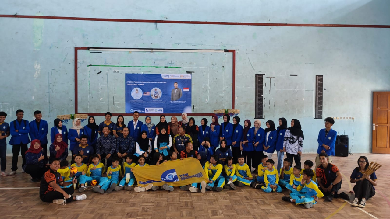 UNP Kediri Perkenalkan Permainan Tradisional Modern kepada Mahasiswa Malaysia