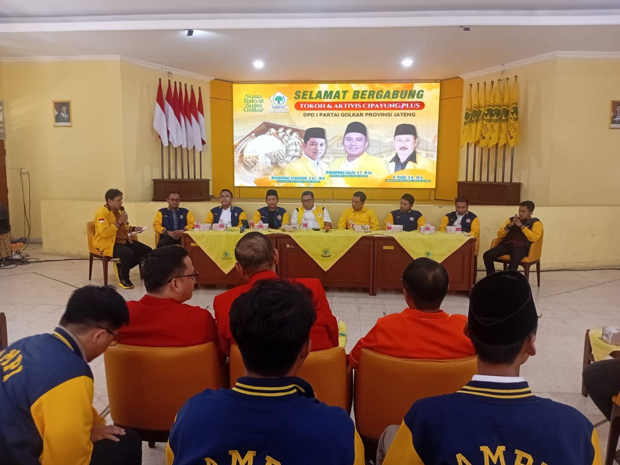 Arief Rosyid Soroti Sejarah Gelombang Log In Aktivis ke Partai Golkar