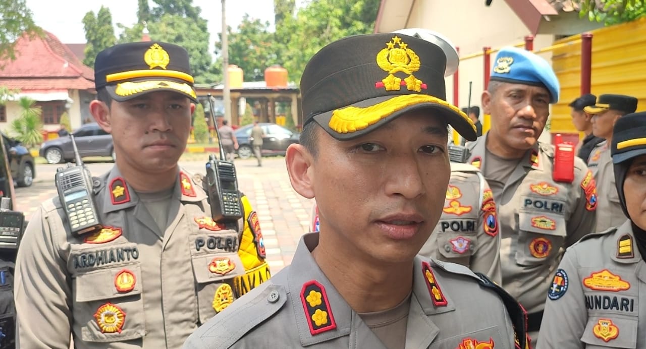 Dua Tersangka Baru Pembakar Polres Kediri Kota Diamankan