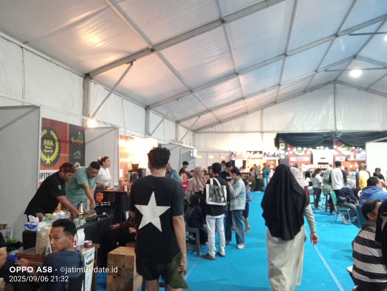 Aroma Kopi dan Riuh Alun-Alun: Bondowoso Rayakan Festival Kopi dan Tembakau 2025