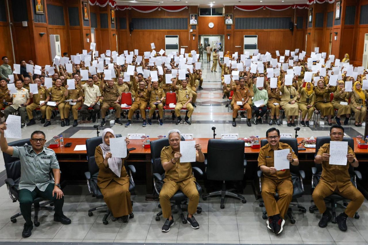 Surat Pernyataan Bebas Pungli, Pengamat Sebut Reaksi Eri Cahyadi atas Kritik Perwali 29