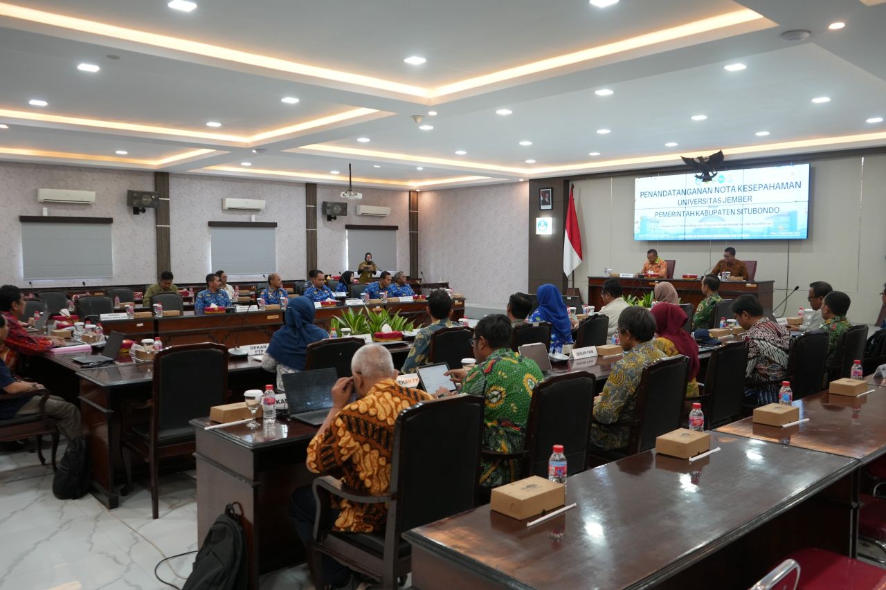 Keterangan Gambar: Suasana Diskusi antara Pemkab Situbondo dan Universitas Negeri Jember 