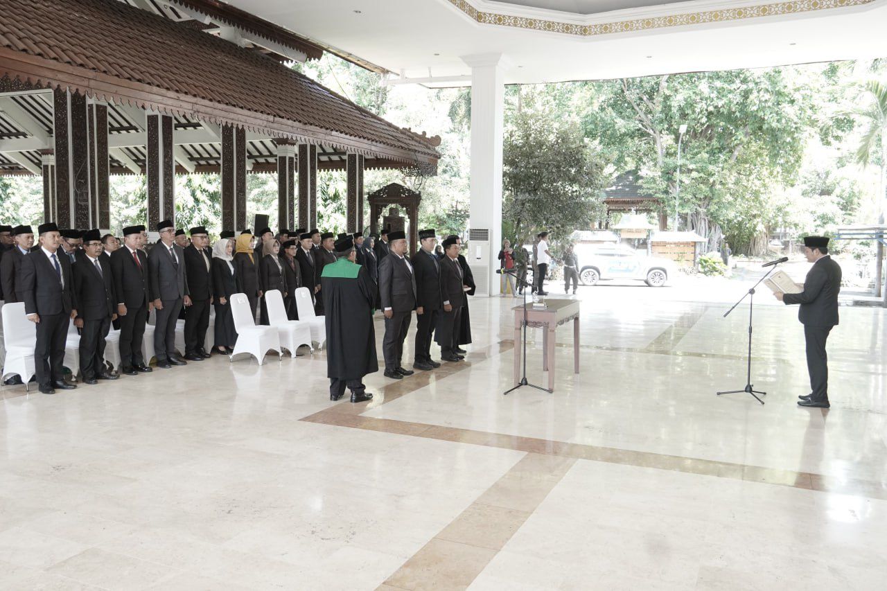 Mutasi Pejabat Sidoarjo: Bupati Klaim Sesuai Aturan, Wabup Sebut Cacat Prosedur