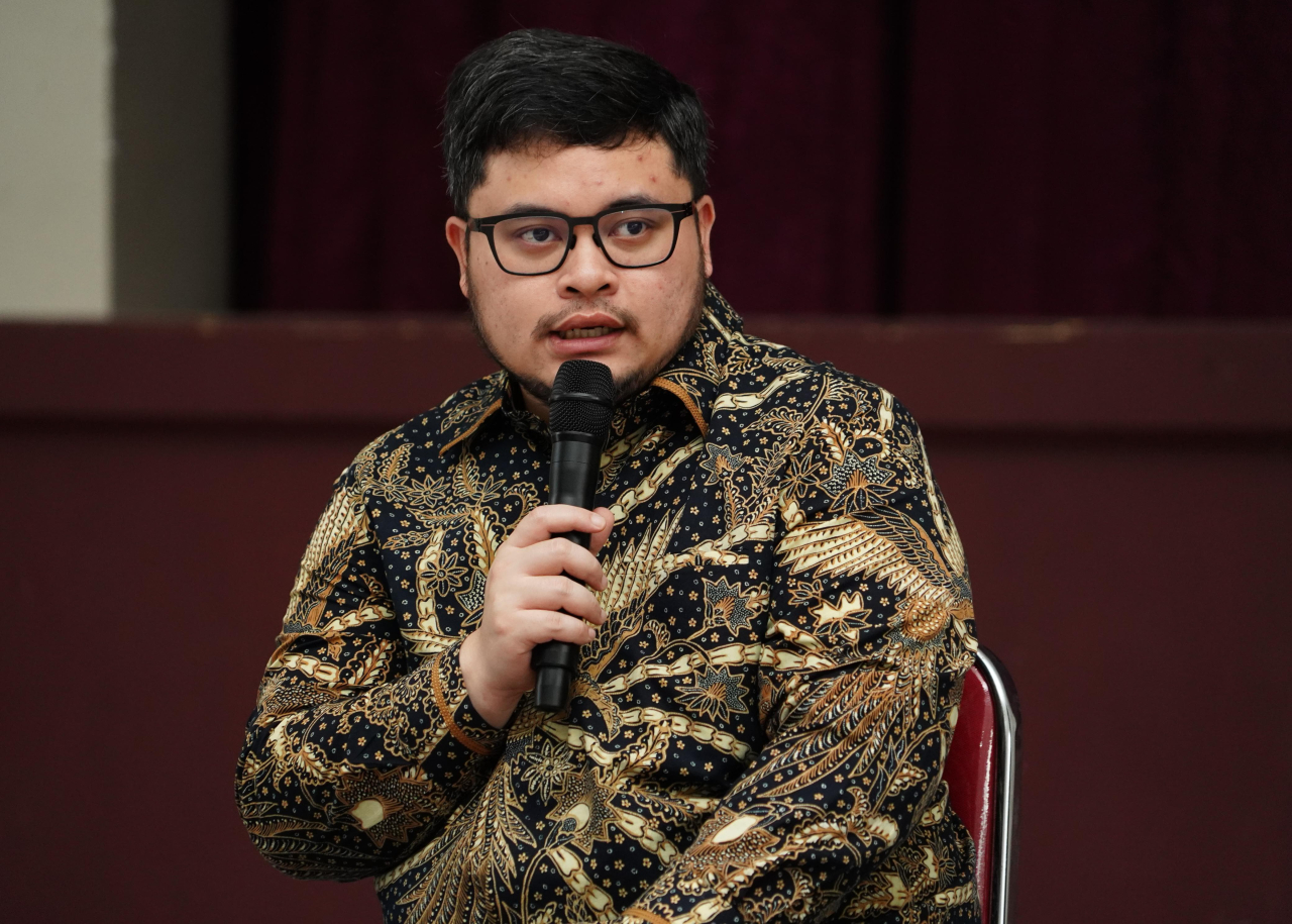 Dana Bansos Masuk Meja Judi, Mas Dhito Pasang Badan Ingatkan Warga