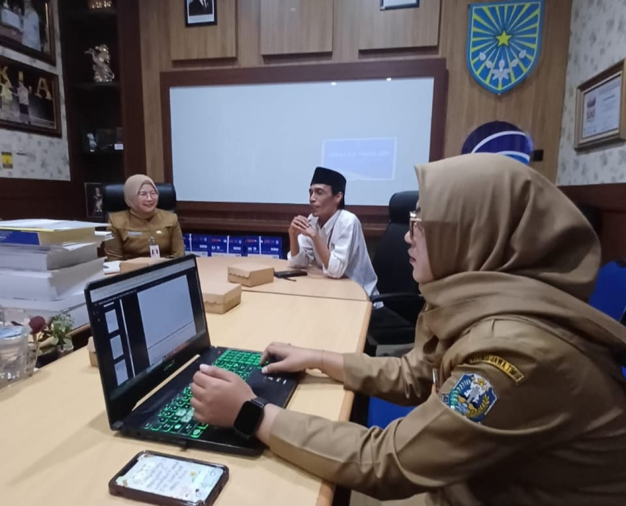 15 Desa di Jatim Layak sebagai Desa Terang: Terbuka, Akuntabel, dan Global