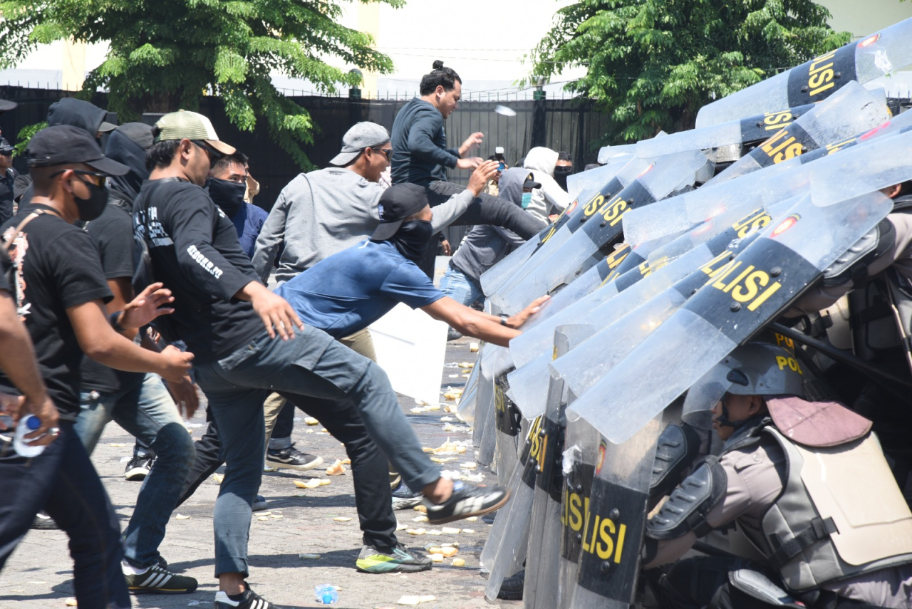 Polda Jatim Gelar Simulasi Sispamkota di Sidoarjo, Latih Kesiapsiagaan Hadapi Kerusuhan