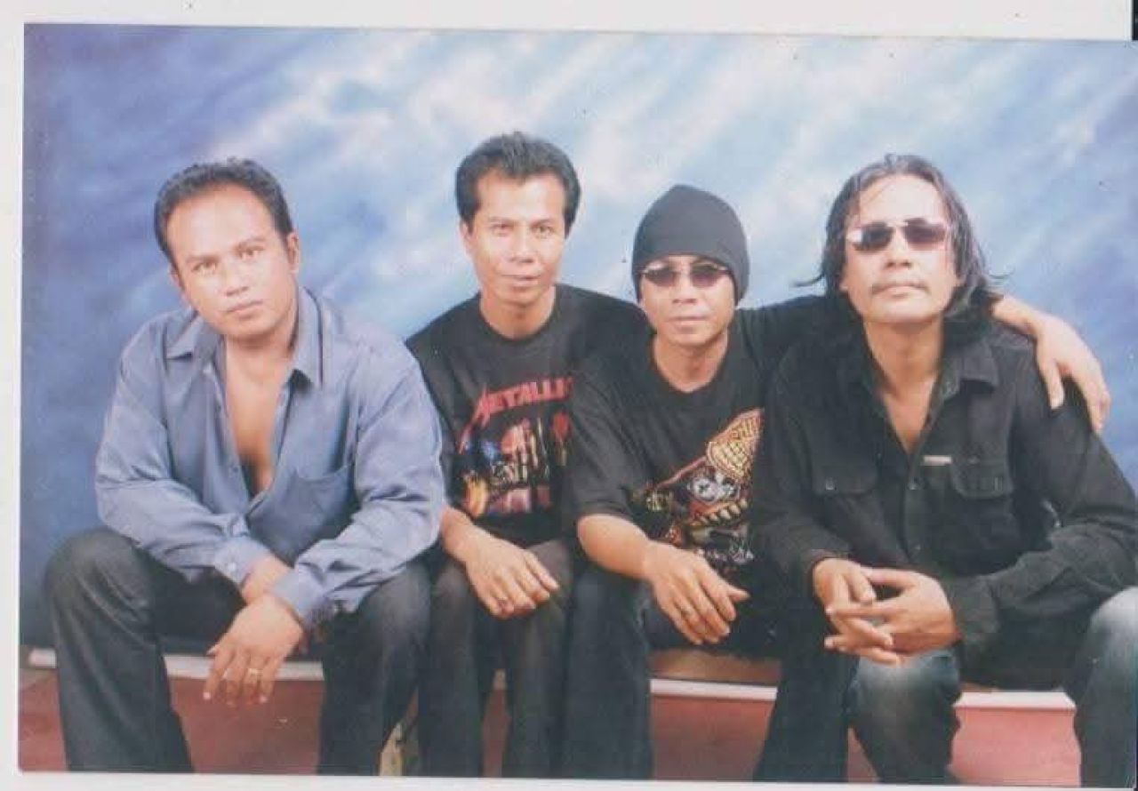 Analisis Lirik “Manusia” Aceh Rock Band: Teriakan Nurani di Tengah Dunia yang Semakin Gila