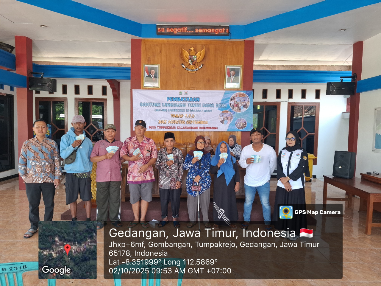 Pemdes Tumpakrejo Lakukan Penyaluran BLT, Tekan Kemiskinan Ekstrim