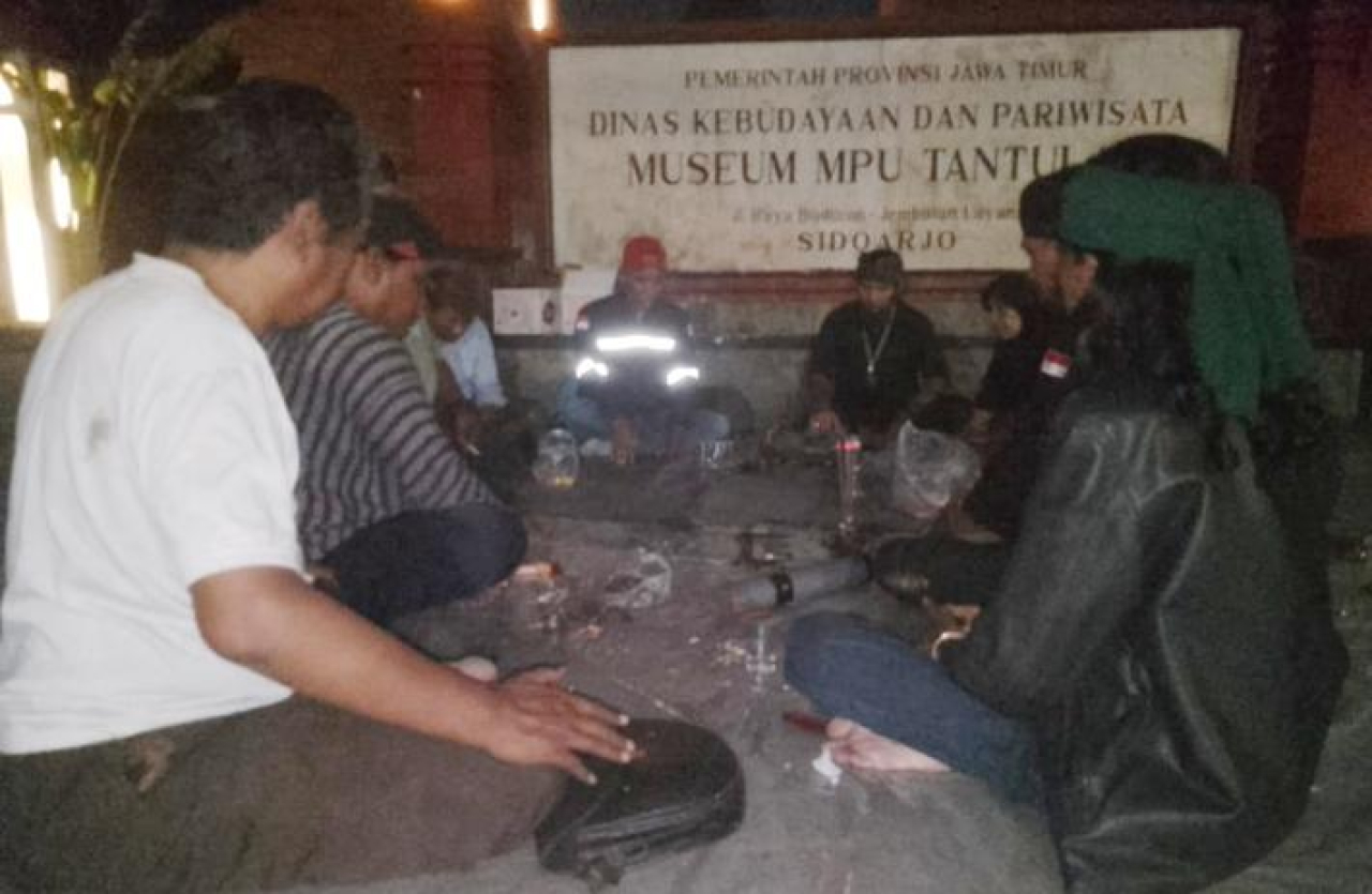 Doa Lintas Iman dan Budayawan Menyatu untuk Santri Al Khoziny