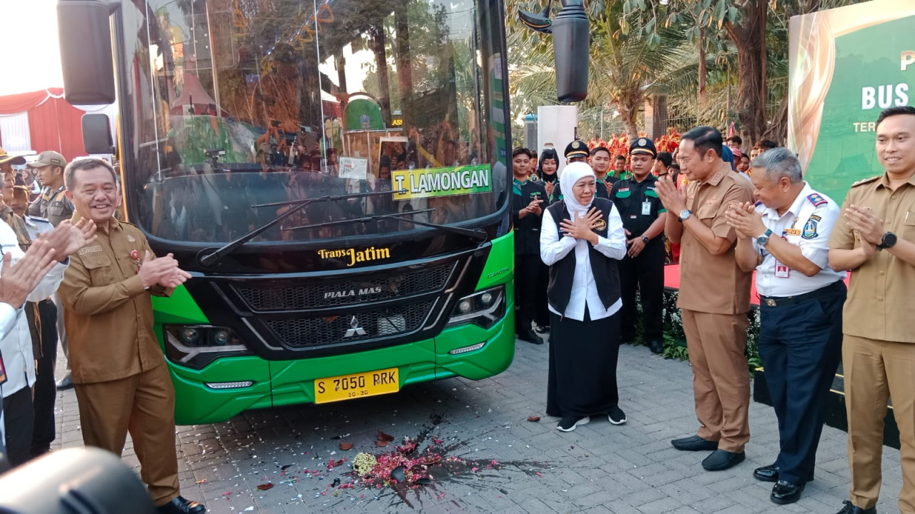 Khofifah Resmikan Trans Jatim Koridor VII: Hadiah Mobilitas untuk Warga Pesisir Lamongan