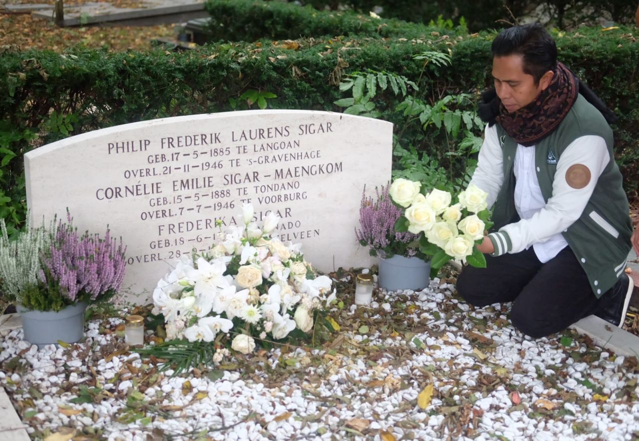 Ketua Ansor Jatim Ziarah ke Makam Leluhur Prabowo di Den Haag 