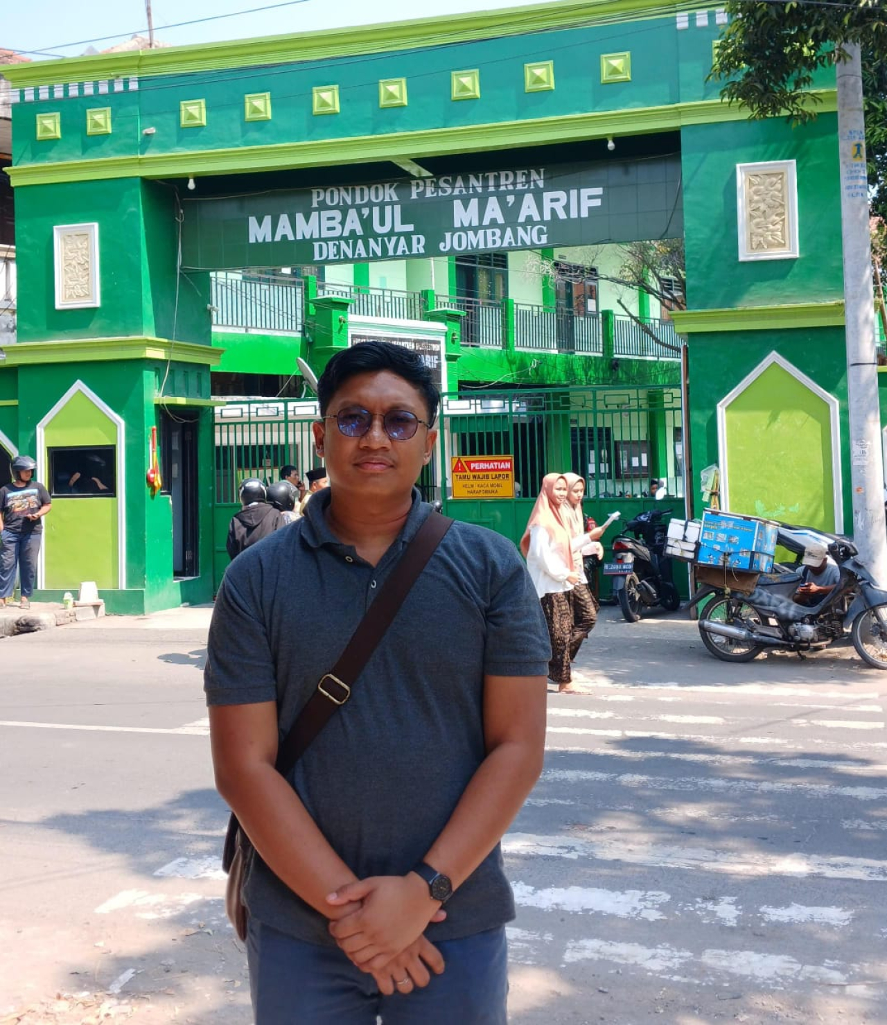 Pelajaran Adab dari Jombang untuk Ruang Redaksi Jakarta