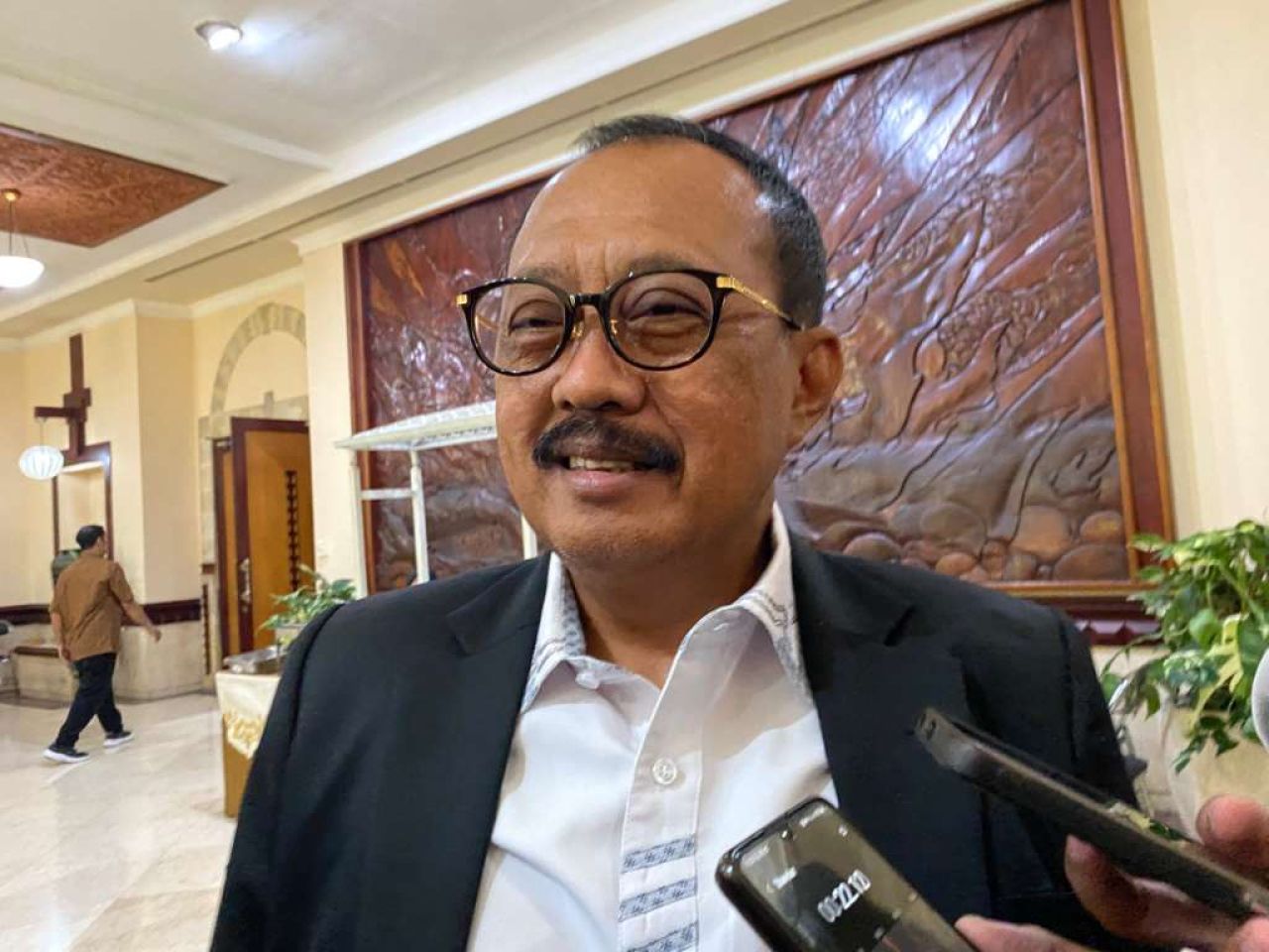 Armuji vs Selalu.id, Ini Komentar Pengamat Unesa