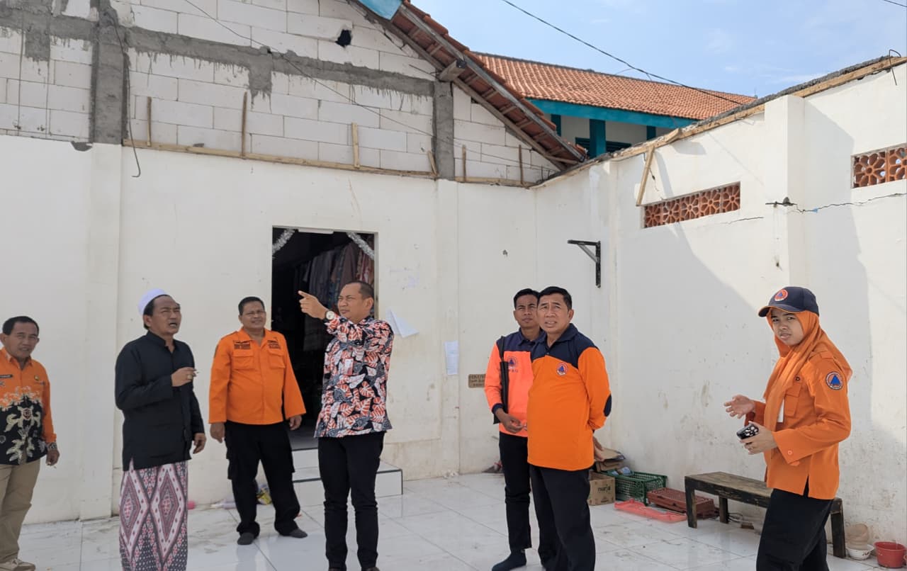 Tim BPBD Jatim Langsung Lakukan Assessmen dan Berikan Bantuan Material Bangunan