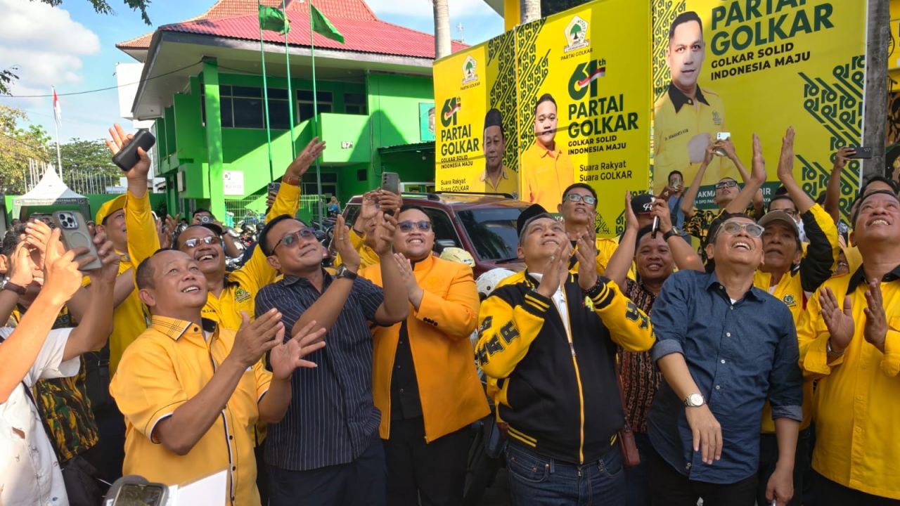 Golkar Surabaya Buka Rumah Aspirasi, Adies Kadir: Ini Bukti Partai Hadir untuk Rakyat