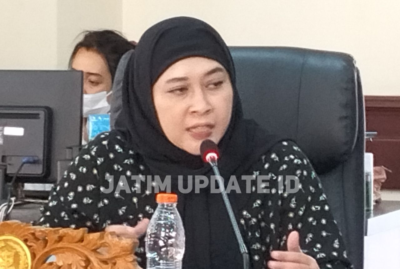 Ajeng Pertanyakan Program Tebus Ijazah Baznas Dialihkan ke Program Lain