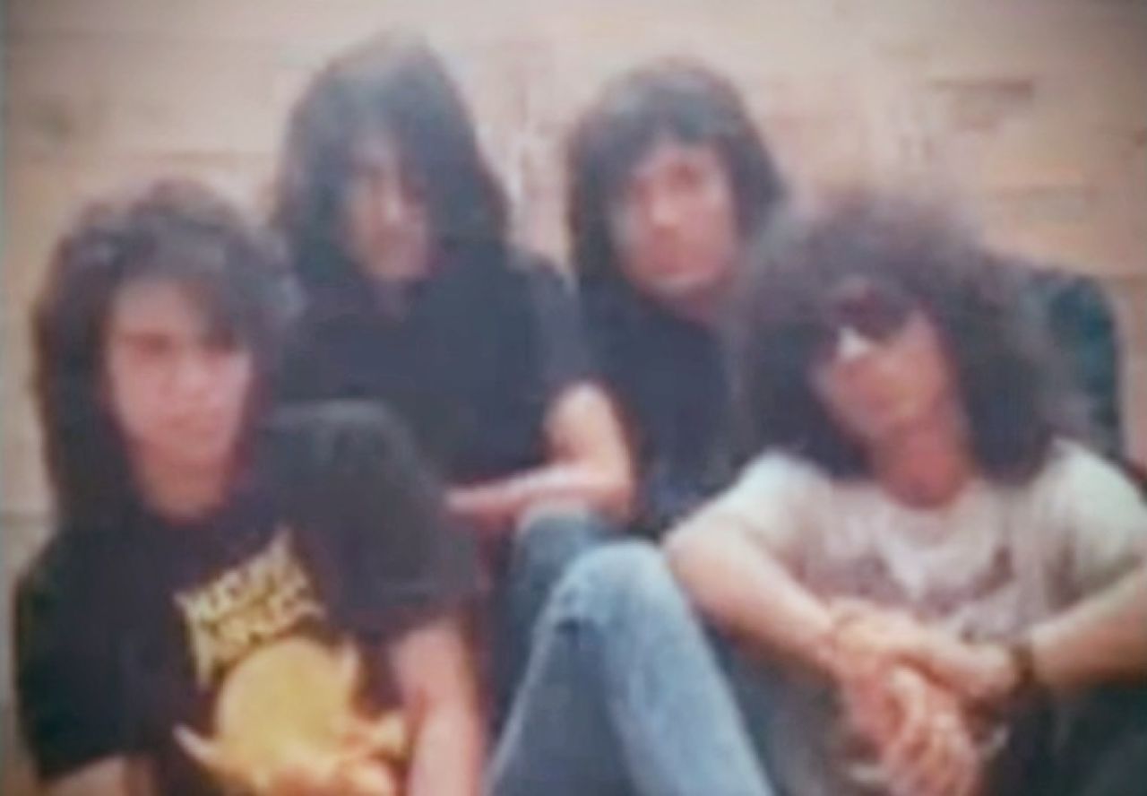 Analisis Lirik “Seruan Setan” Valhalla: Potret Gelap Perang dan Manusia yang Kehilangan Akal Sehat