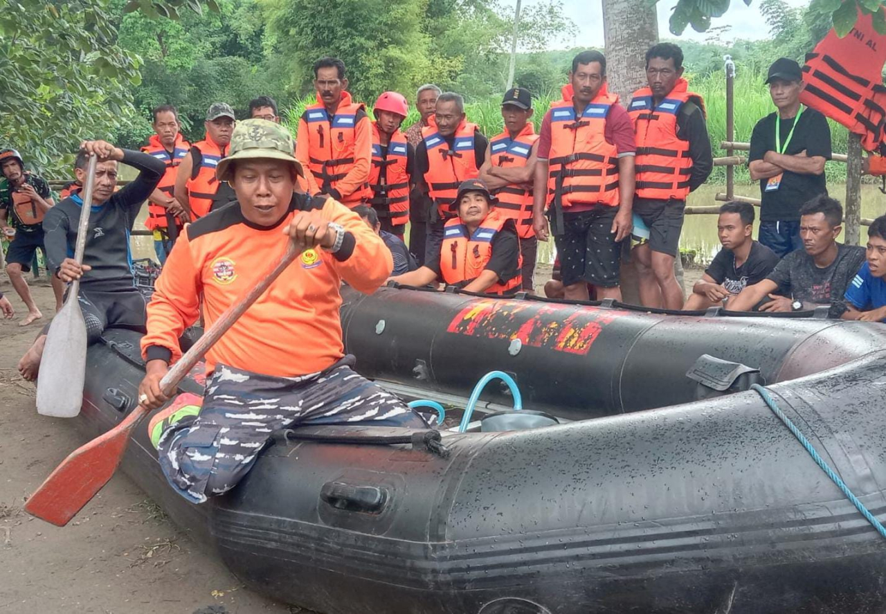 Pantai Selatan Rescue Cetak Anggota Baru Generasi I Melalui Latihan Dasar (Diklatsar) di Desa Mronjo
