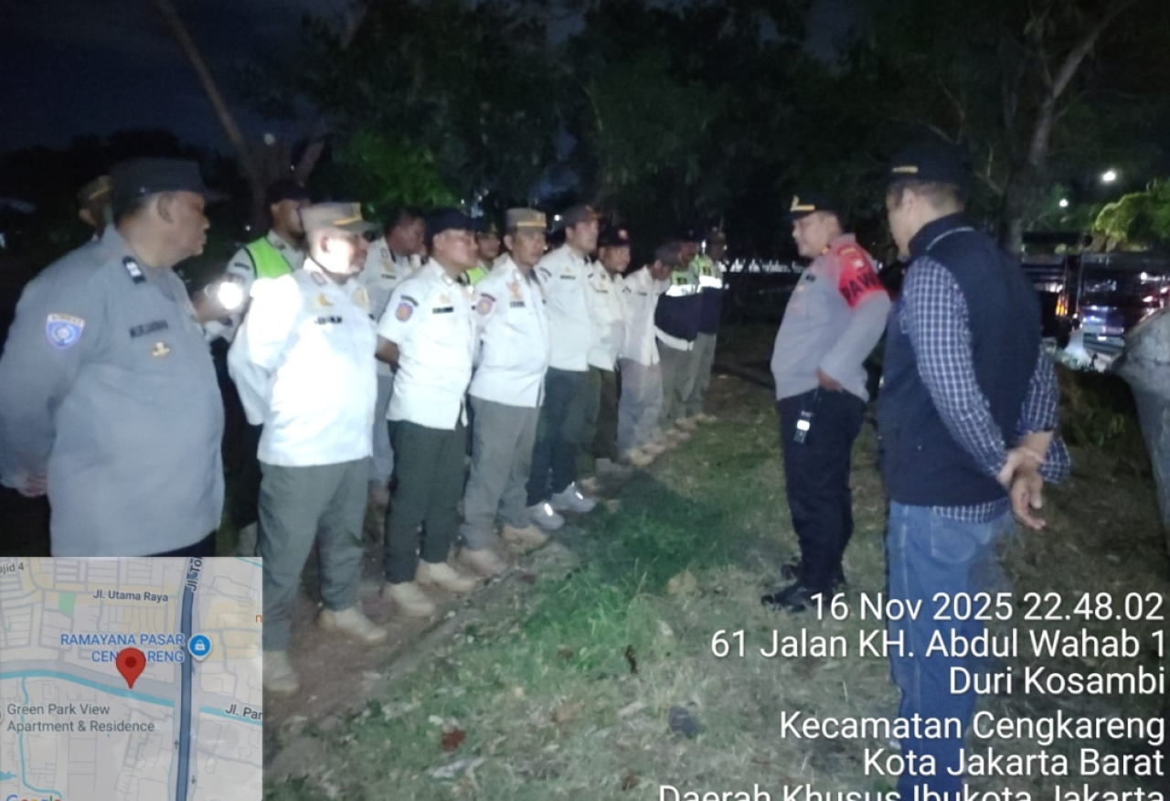 Cegah Aktivitas Melanggar Hukum, Polsek Cengkareng Intensifkan Patroli Bersama Satpol PP di Area Pertamanan Mookervart