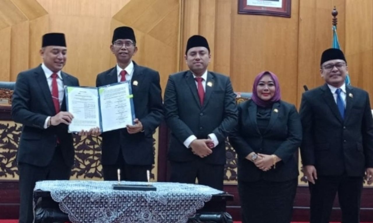 APBD Surabaya 2026 Rp12,7 Triliun Disahkan, DPRD Pastikan Serapan Maksimal