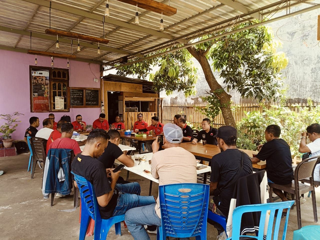 Coffee Morning bersama Jurnalis, PDIP Belu Tegaskan Konsisten di Jalur Perjuangan Rakyat