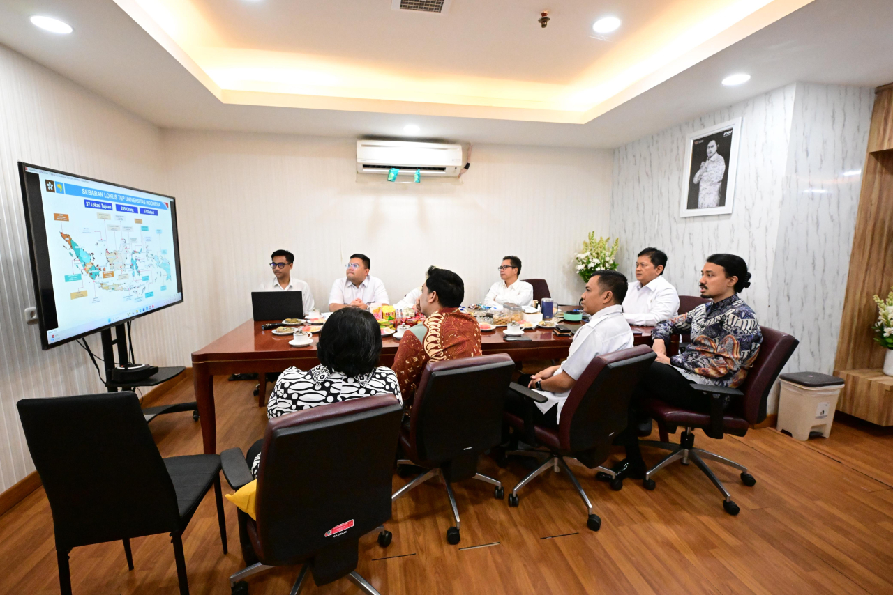 Terima ILUNI, Wamen Viva Yoga: Kita Bangun SDM di Kawasan Transmigrasi Untuk Eskalasi Pertumbuhan Ekonomi