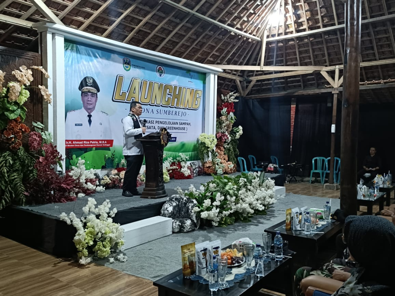 Wamen Desa PDT Saksikan Pemdes Sumberejo Luncurkan Program PESONA