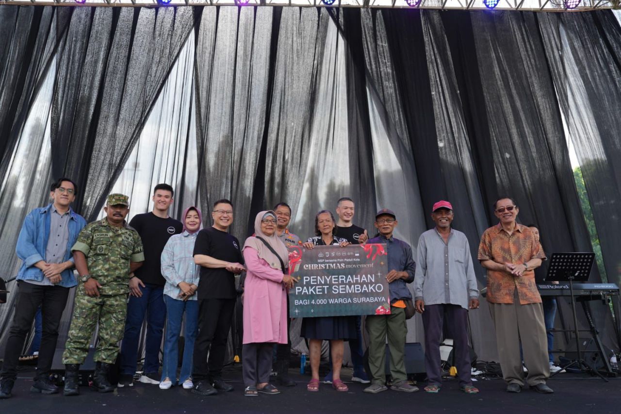 Batuan Serentak 100 Kota, GMS dan MSP Bagikan 4000 Paket Sembako di Surabaya