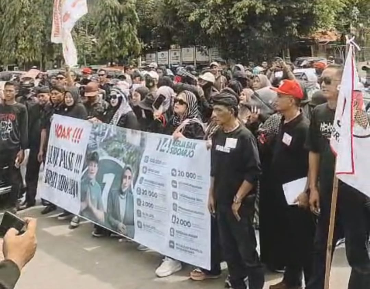 Ratusan Massa Aksi Hari Antikorupsi, Kritik Pemerintahan Sidoarjo yang Dinilai Mandek