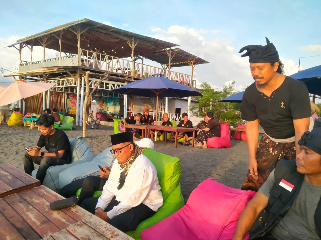 Lepas Peyu di Sunsetland, Laskar Sasak Diminta Tetap Pegang Aweg-aweg Tau Telu