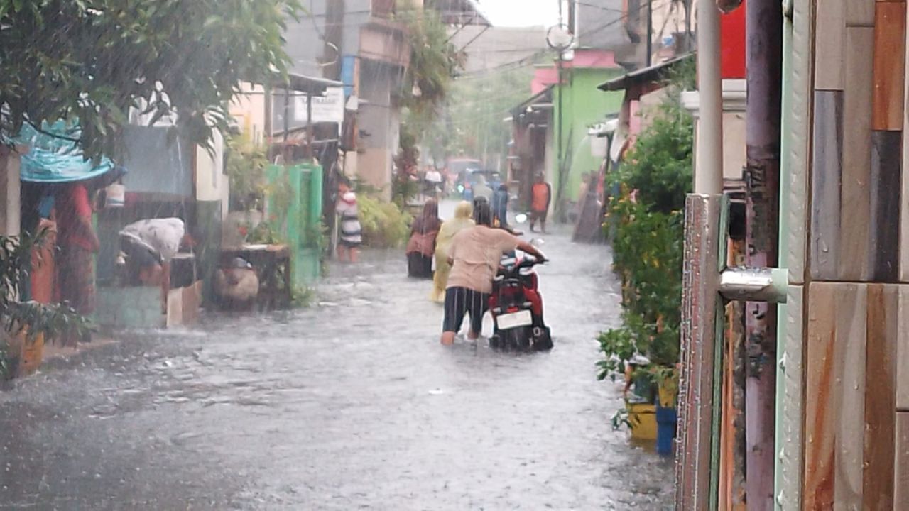 Tambak Wedi Tengah Tergenang Komisi C Minta Pemkot Bikin Skema Pengendalian Banjir