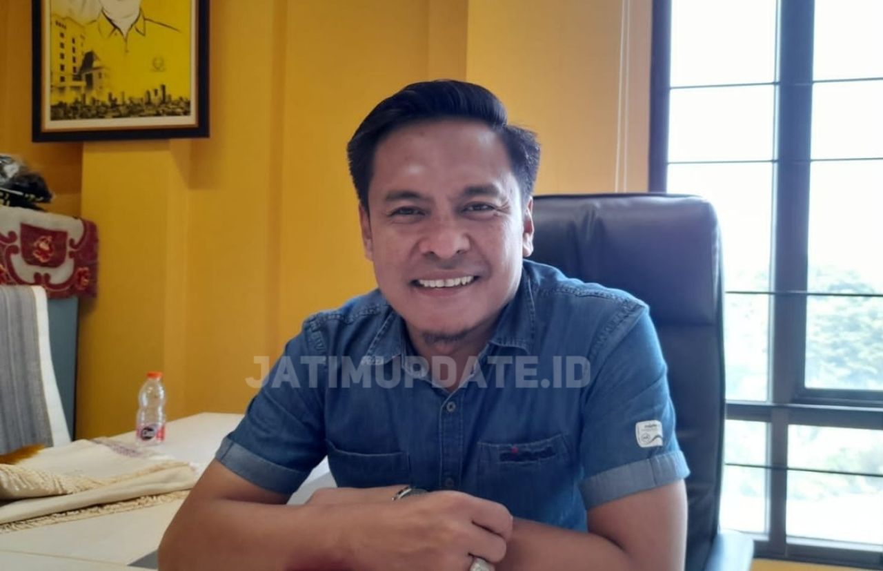 Armuji Nahkodai PDIP Surabaya, Arif Fathoni Ucapkan Selamat