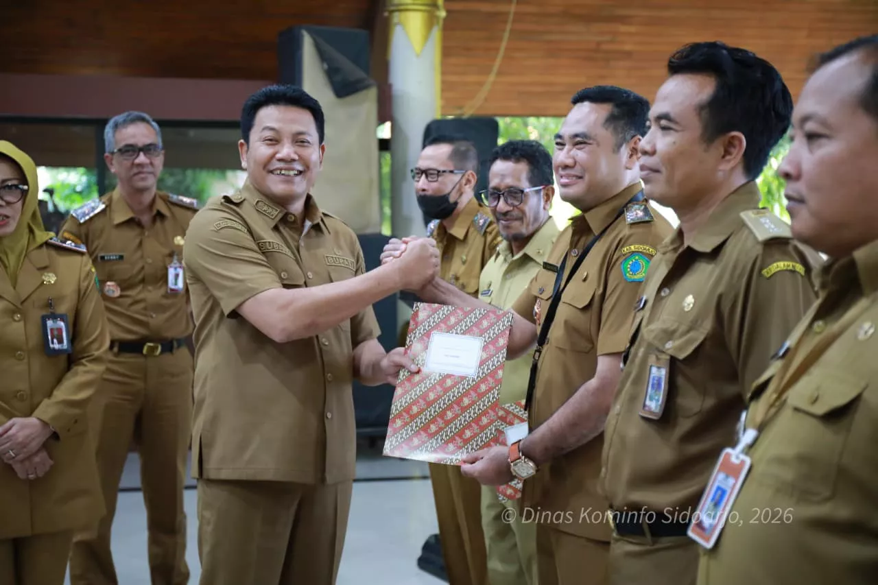 Perkuat Akuntabilitas Kinerja, Pemkab Sidoarjo Teken Perjanjian Kinerja OPD dan PKS PPPK Paruh Waktu