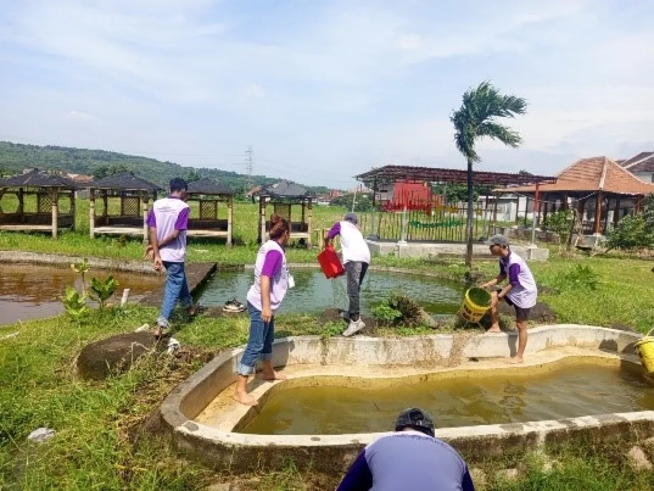 Tumbuhkan Ekonomi Lokal, Mahasiswa Unitri Rancang Ruang Publik Integratif
