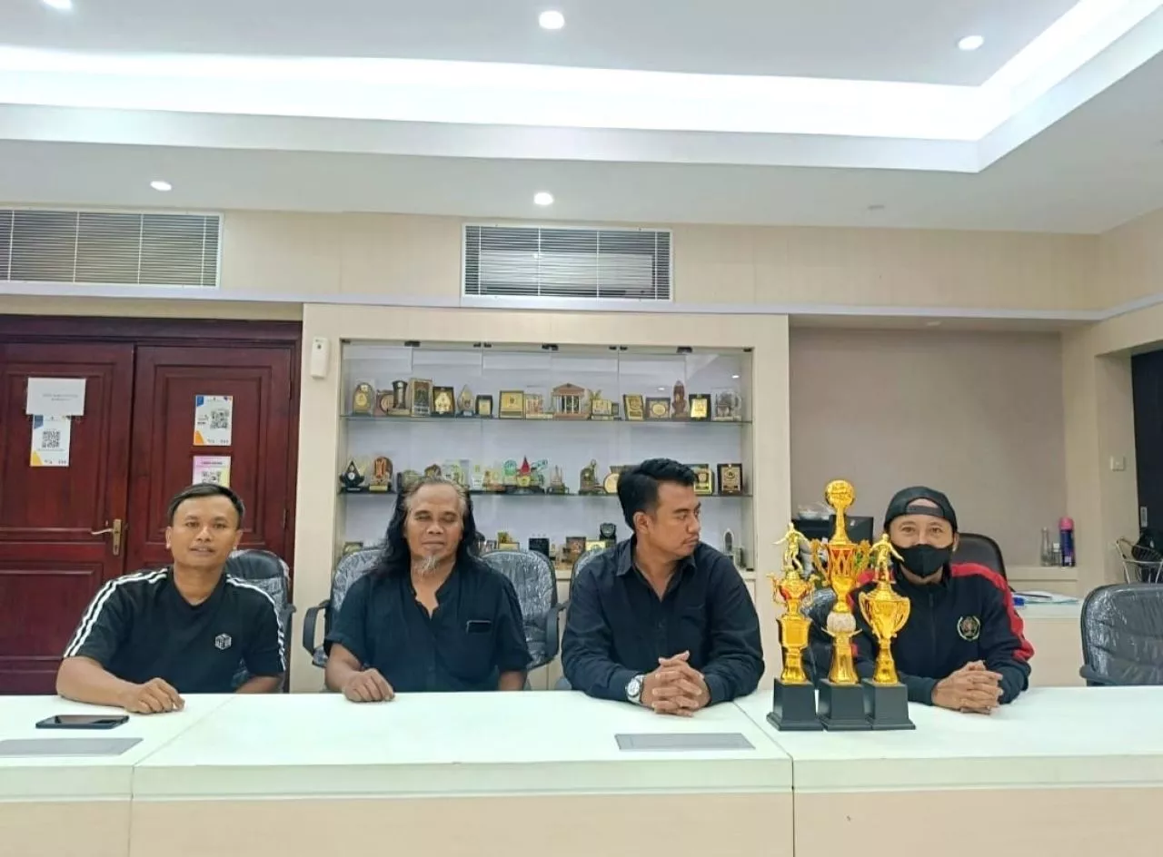 Seksi Wartawan Surabaya PWI Jatim Gelar Turnamen Minisoccer Delapan Tim Siap Berlaga 