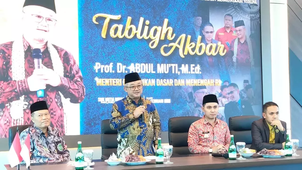 Mendikdasmen Abdul Mu’ti Resmikan Gedung DKV SMK Mutia Ngoro, Dorong Lulusan Siap Kerja dan Wirausaha
