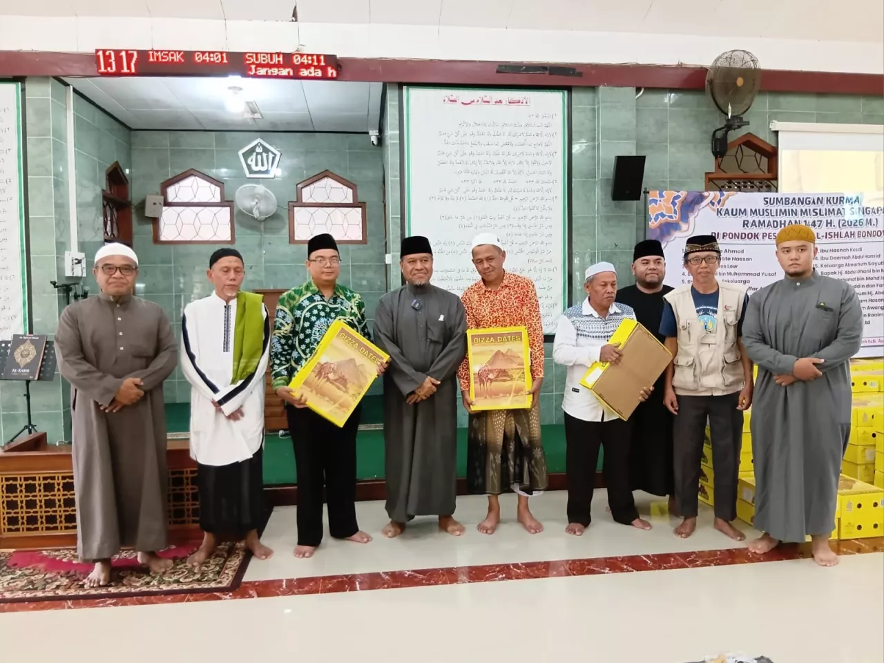 Ramadan 1447 H/2026, Ponpes Al-Ishlah Bondowoso Tebar Berkah 4,5 Ton Kurma untuk Warga dan Masjid