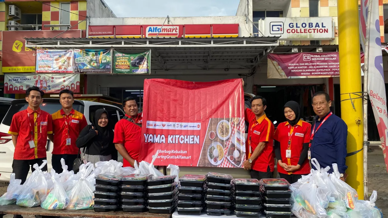 Alfamart Konsisten Hadirkan Program Sosial Tahunan Warteg Gratis Ramadan 2026