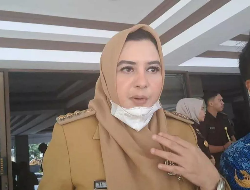 OTT di Jateng, KPK Amankan Bupati Pekalongan Fadia Arafiq